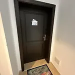 아파트 Panteli House