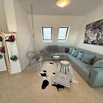 아파트 Panteli House *