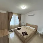 Panteli House 아파트