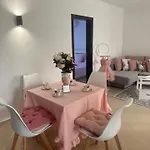 Panteli House * 아헬로이